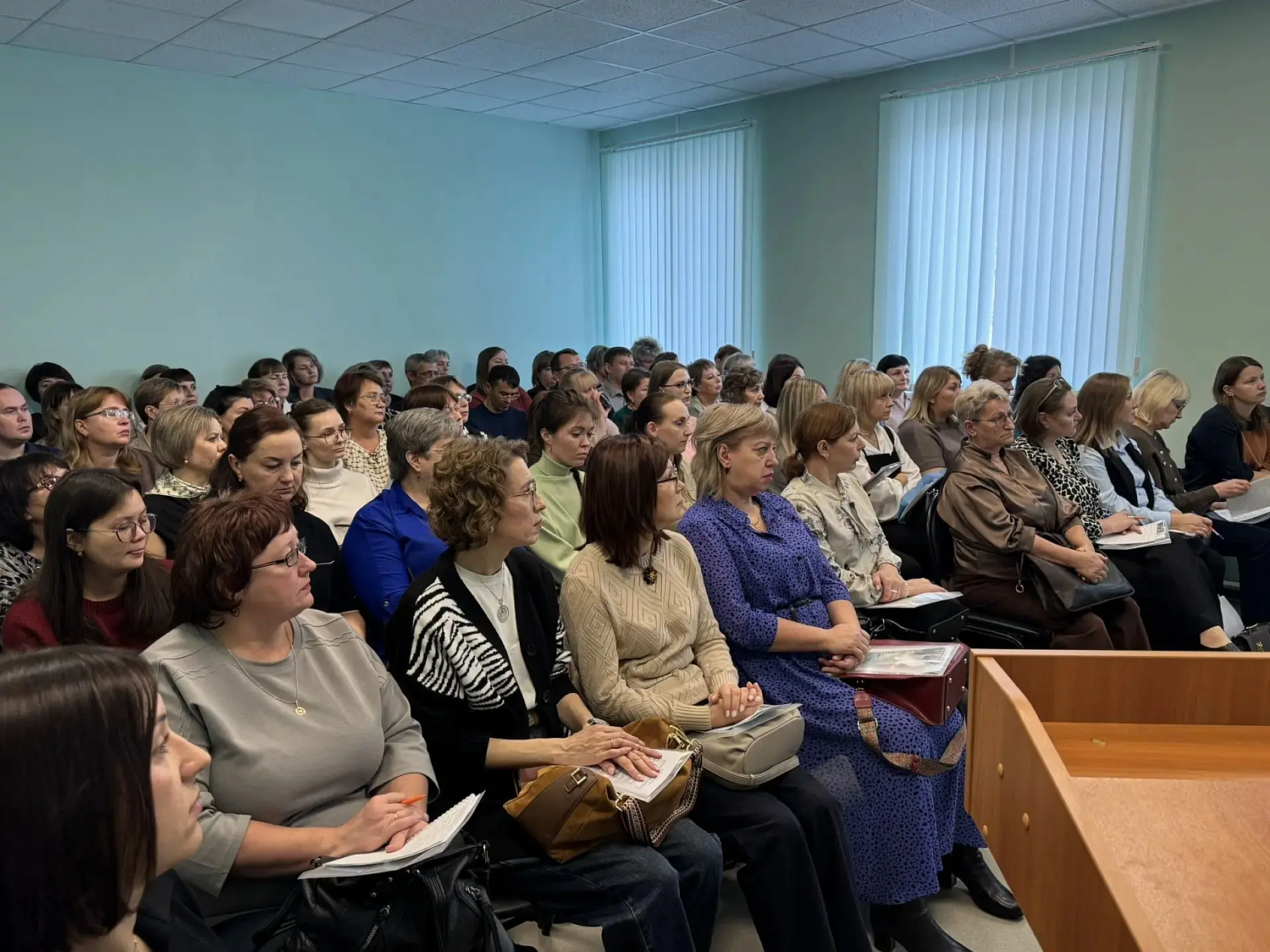  В ГОРОДЕ ШАДРИНСКЕ ПРОШЛА МЕЖРЕГИОНАЛЬНАЯ НАУЧНО-ПРАКТИЧЕСКАЯ КОНФЕРЕНЦИЯ «СТРАТЕГИЯ ЗДОРОВОГО ДОЛГОЛЕТИЯ: СИСТЕМНЫЙ ПОДХОД К ИНТЕГРАЦИИ ГЕРИАТРИЧЕСКОЙ И СОЦИАЛЬНОЙ ПОМОЩИ»